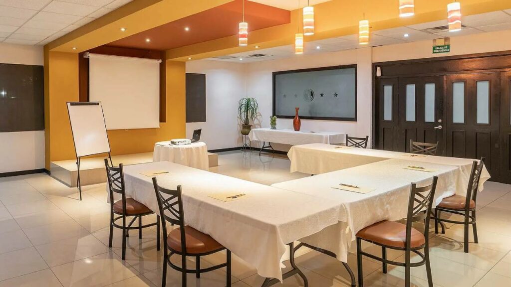 Sala de Conferencias Hotel Sntenario Chihuahua Chihuahua